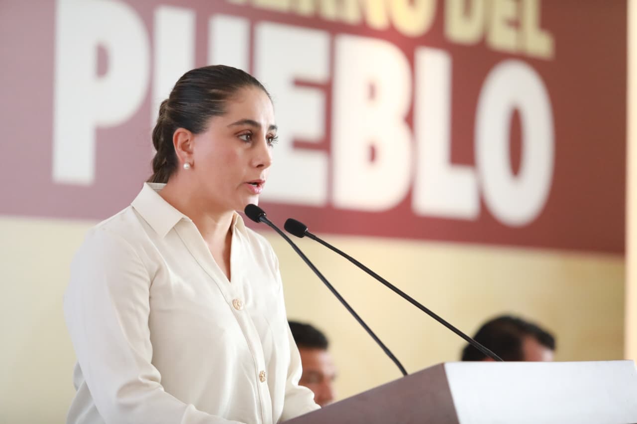 Adelanta Gobierno del Estado pago de aguinaldo a burócratas; el 13 de noviembre se cubrirá la primera parte de esta prestación de fin de año.