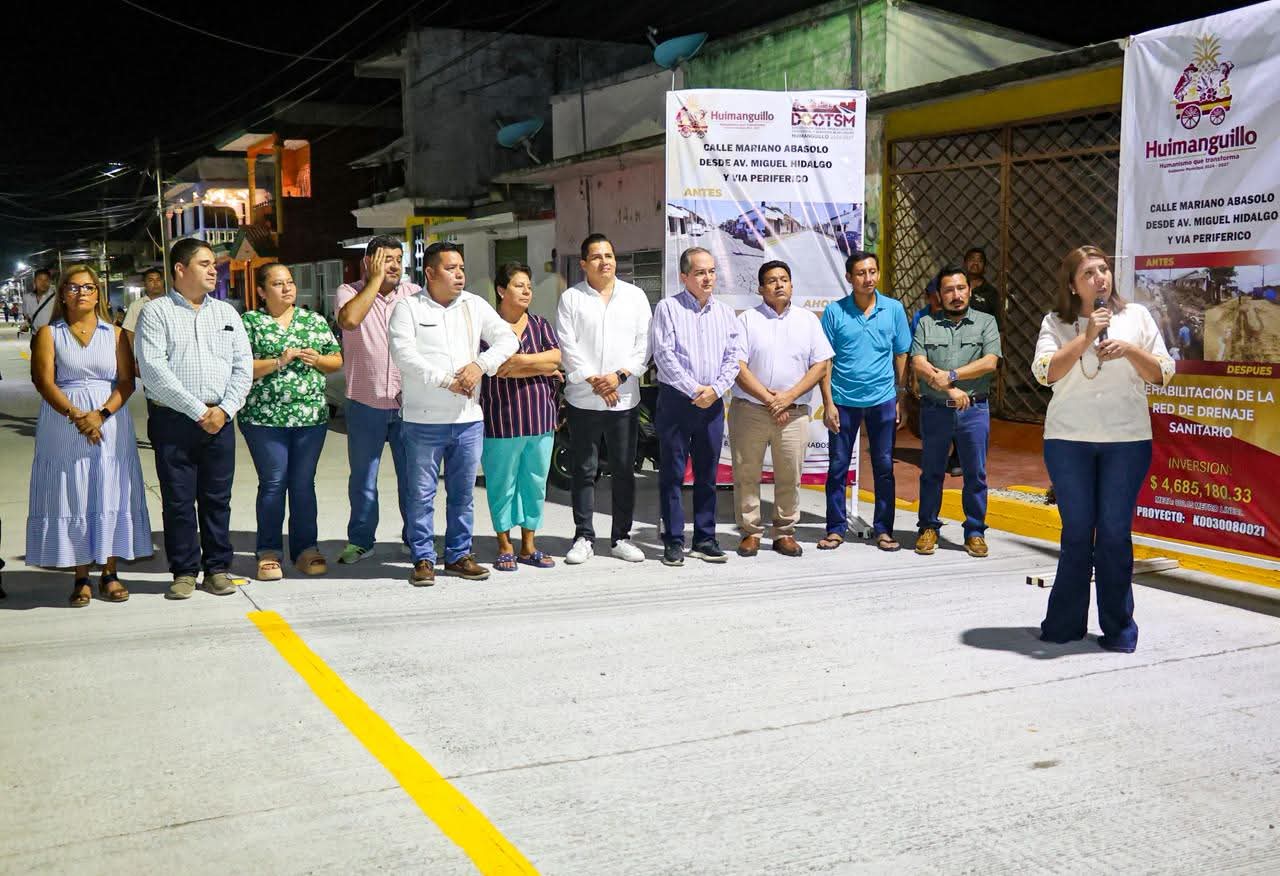 Alcaldesa Mari Luz Velázquez Jiménez inaugura rehabilitación integral de la calle Mariano Abasolo.