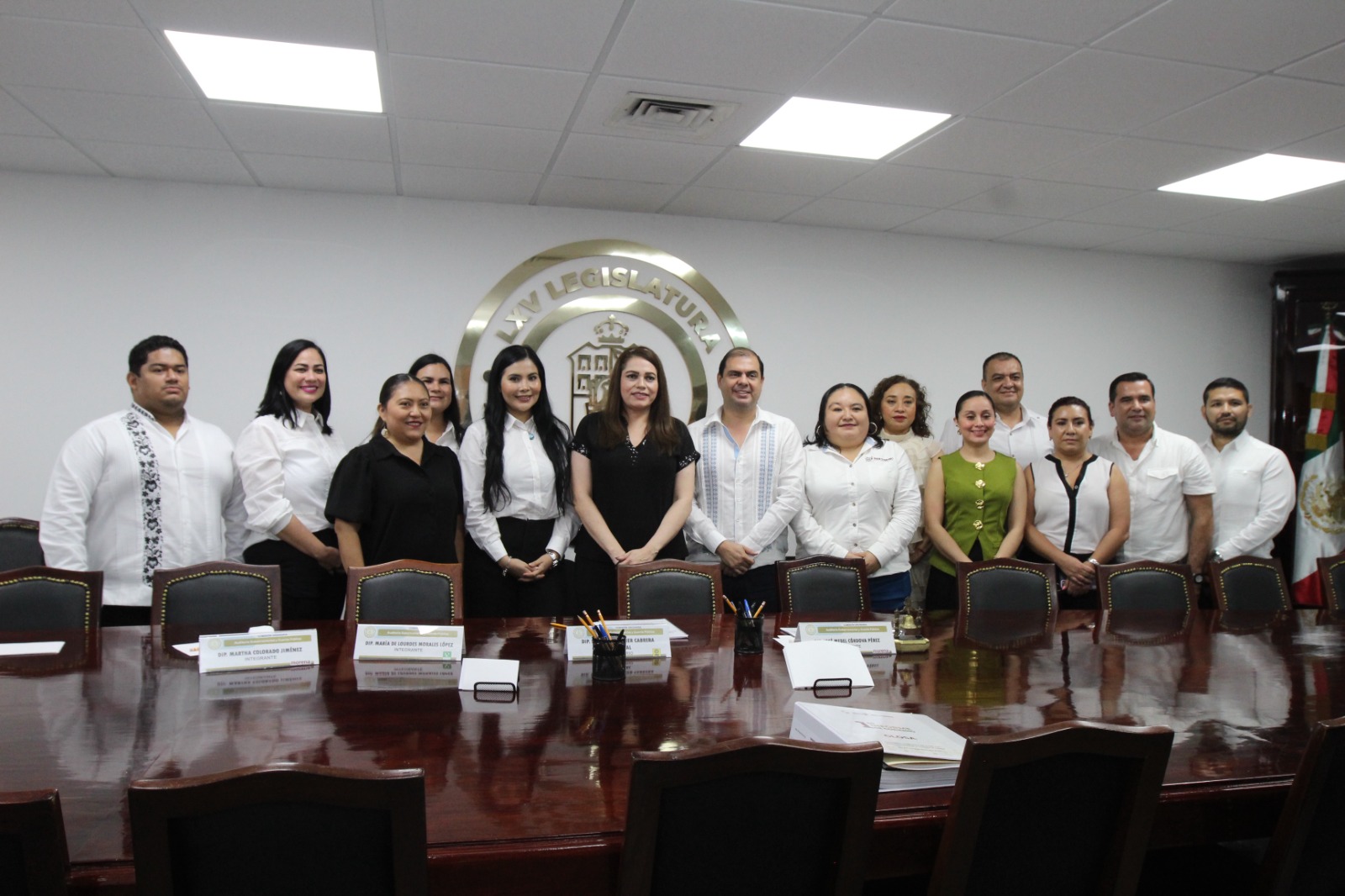 Gobierno del Estado trabaja en conjunto con la sociedad para combatir la corrupción y mejorar la integridad de la administración pública: Mileyli Wilson