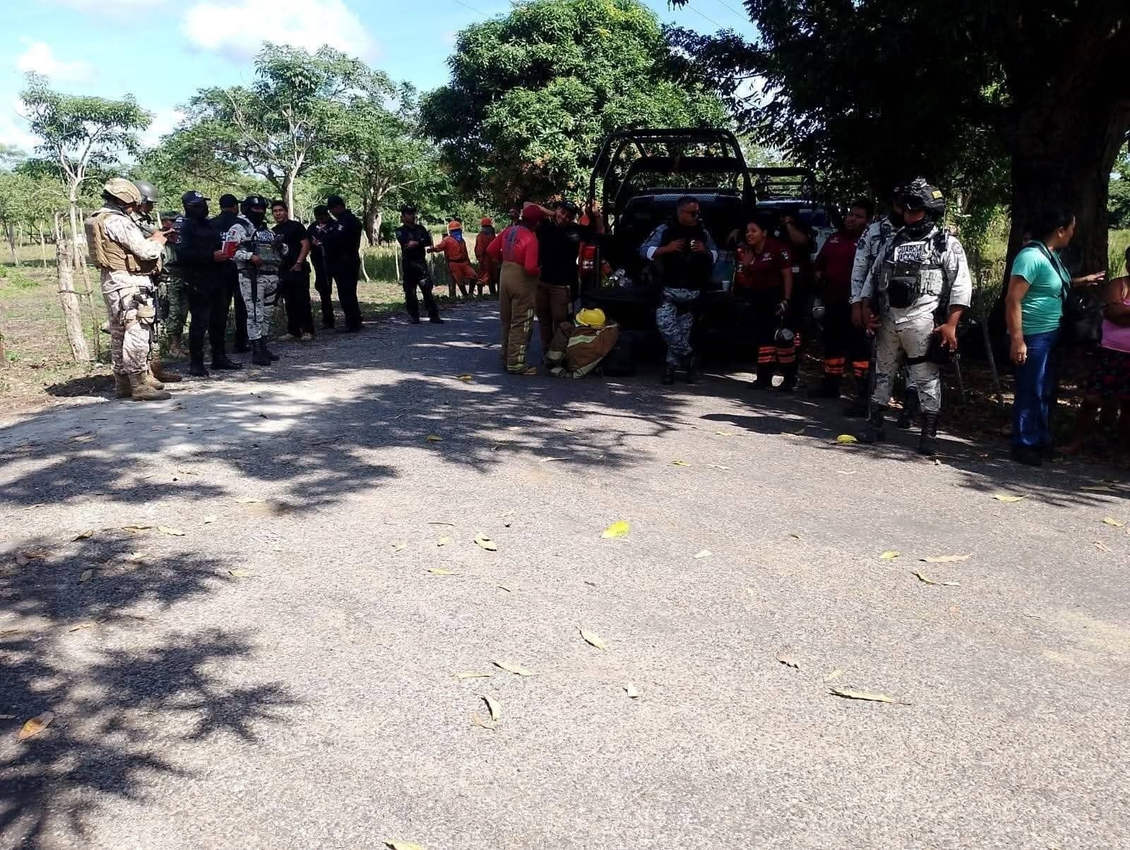 Fuga de gas en la Batería Pijije de la Ranchería Chicozapote de Centla, deja dos muertos y bloqueo en la carretera Frontera a Villahermosa.
