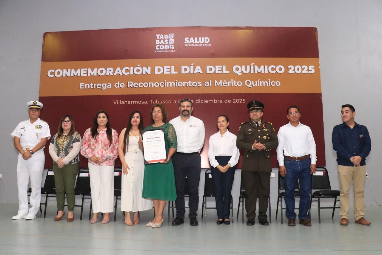 Entregan Reconocimientos al Merito Químico 2025.