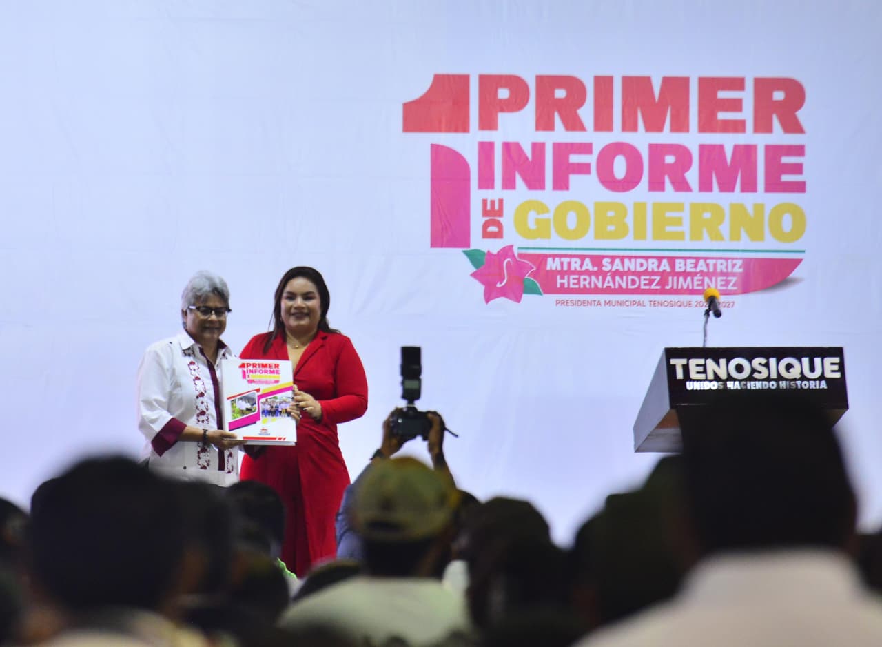 Gobierno de Javier May y Ayuntamiento de Tenosique seguirán trabajando por el bienestar del pueblo: Luisa del Carmen Cámara Cabrales.