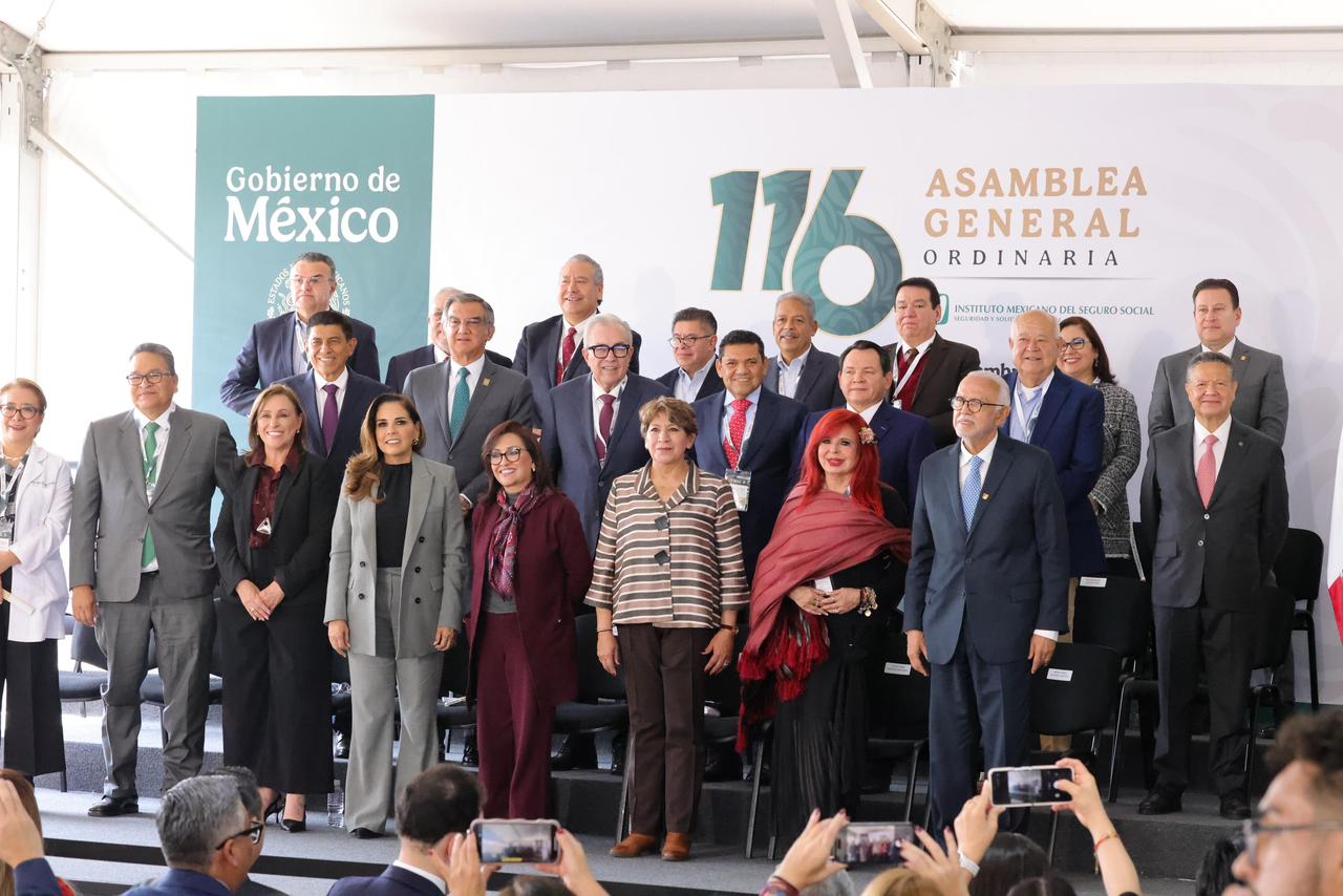 Participa Javier May en la 116 Asamblea General ordinaria del Consejo Técnico del IMSS, encabezada por la Presidenta Claudia Sheinbaum.