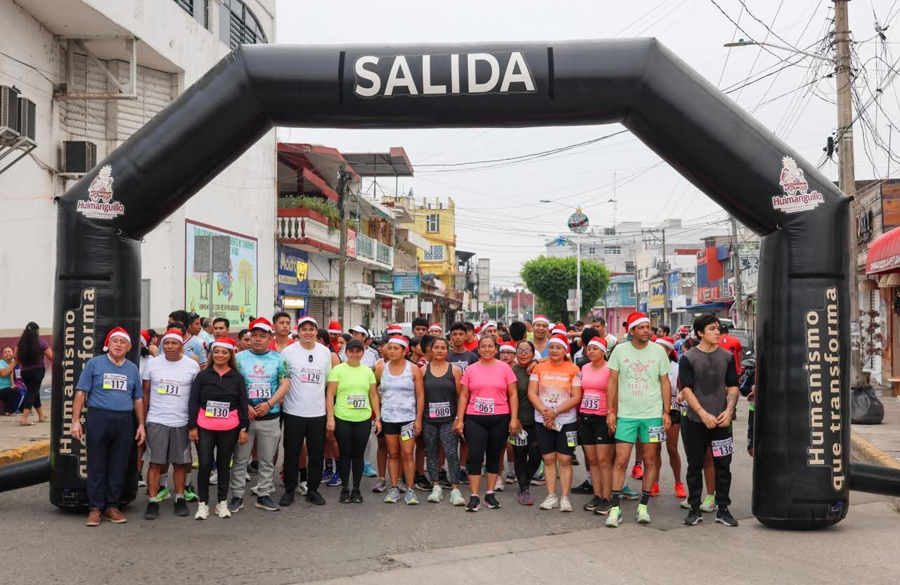 Alcaldesa Mari Luz Velázquez Jiménez impulsa el deporte con la Carrera Atlética Navideña 2025.