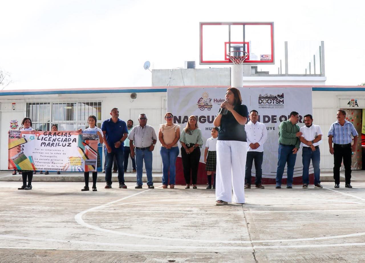 Con “Humanismo que transforma”, la presidenta Mari Luz Velázquez entrega domo escolar en beneficio de la niñez huimanguillense.