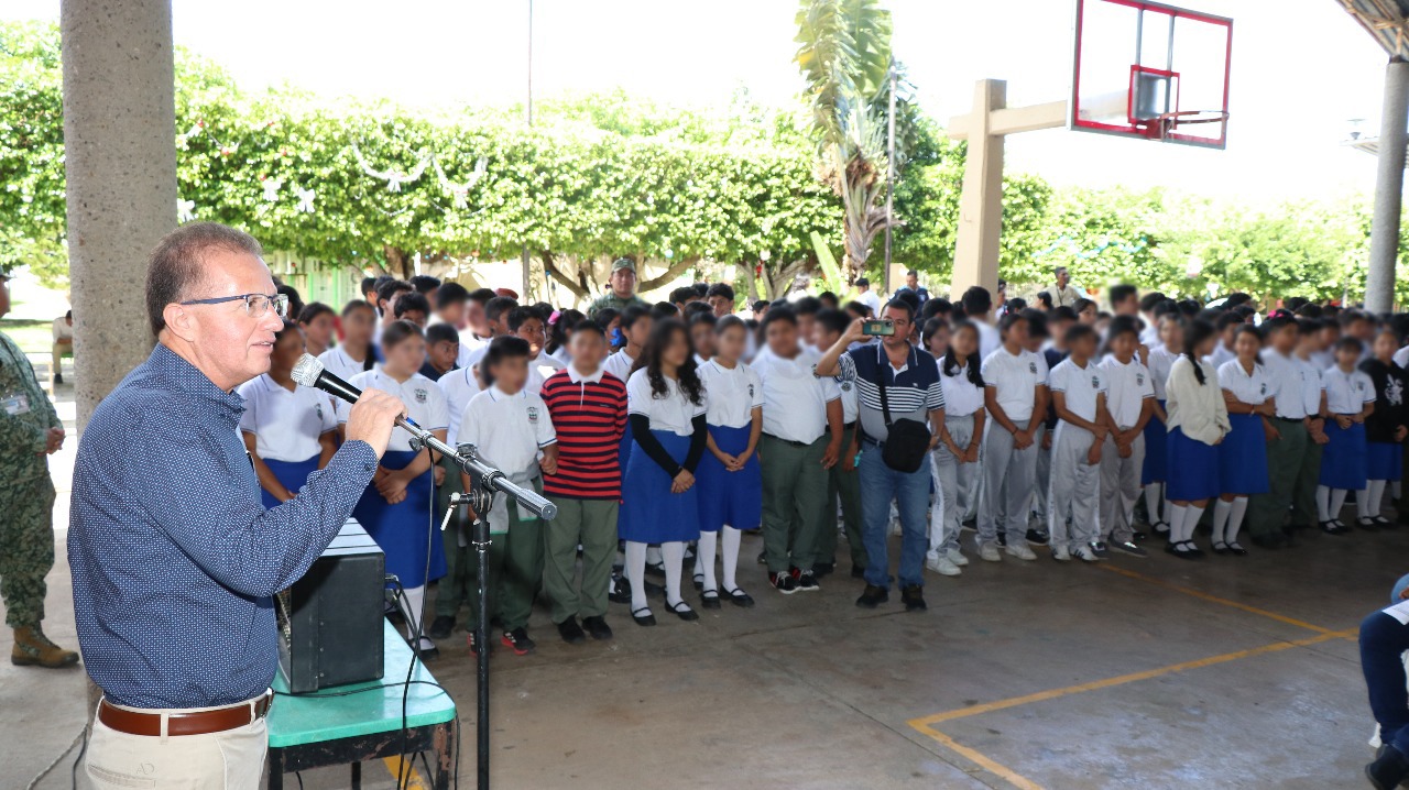 FGR IMPARTE PLÁTICAS DE PREVENCIÓN DEL DELITO A 700 ALUMNOS DE NIVEL MEDIO SUPERIOR EN NACAJUCA, TABASCO.