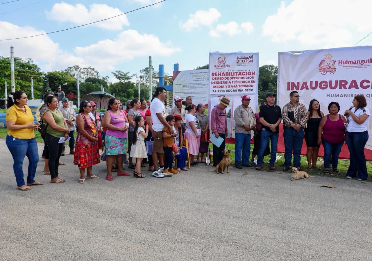 Inaugura la presidenta municipal de Huimanguillo la rehabilitación de la red de distribución de energía eléctrica en media y baja tensión en el ejido Tres Bocas, 1ª sección.