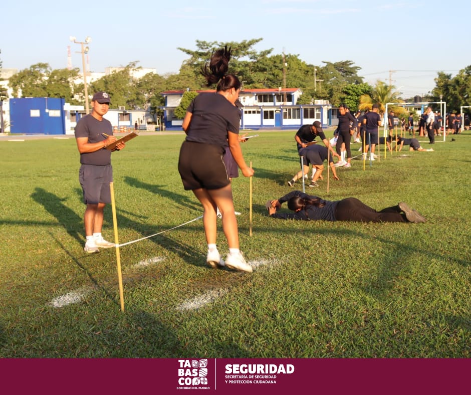 Jóvenes participan en pruebas de selección para integrarse como policías de Proximidad y Penitenciarios de la SSPC.
