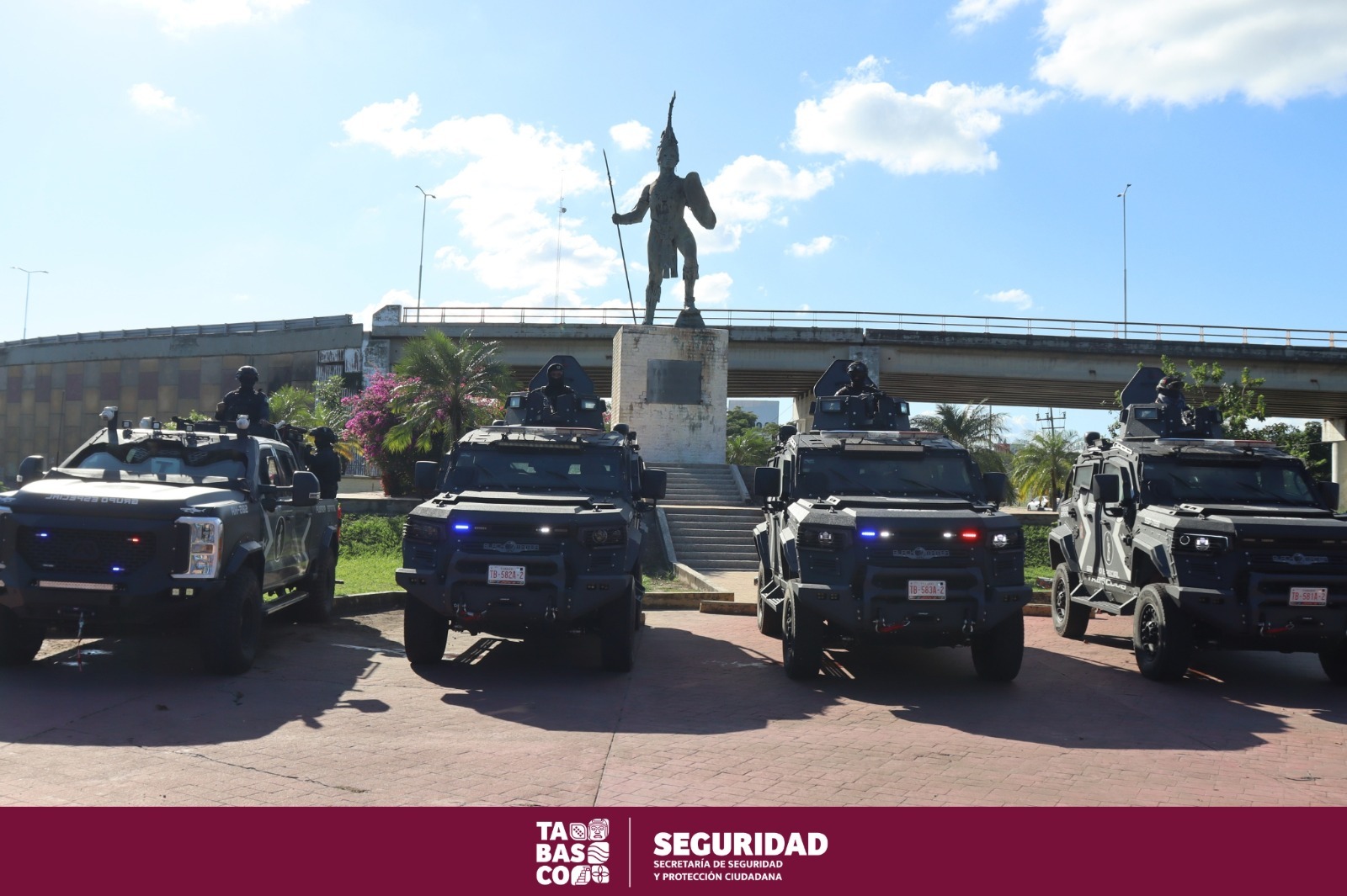 Recibe la SSPC donación del Ayuntamiento de Centro de vehículos tácticos ‘Black Mamba’.