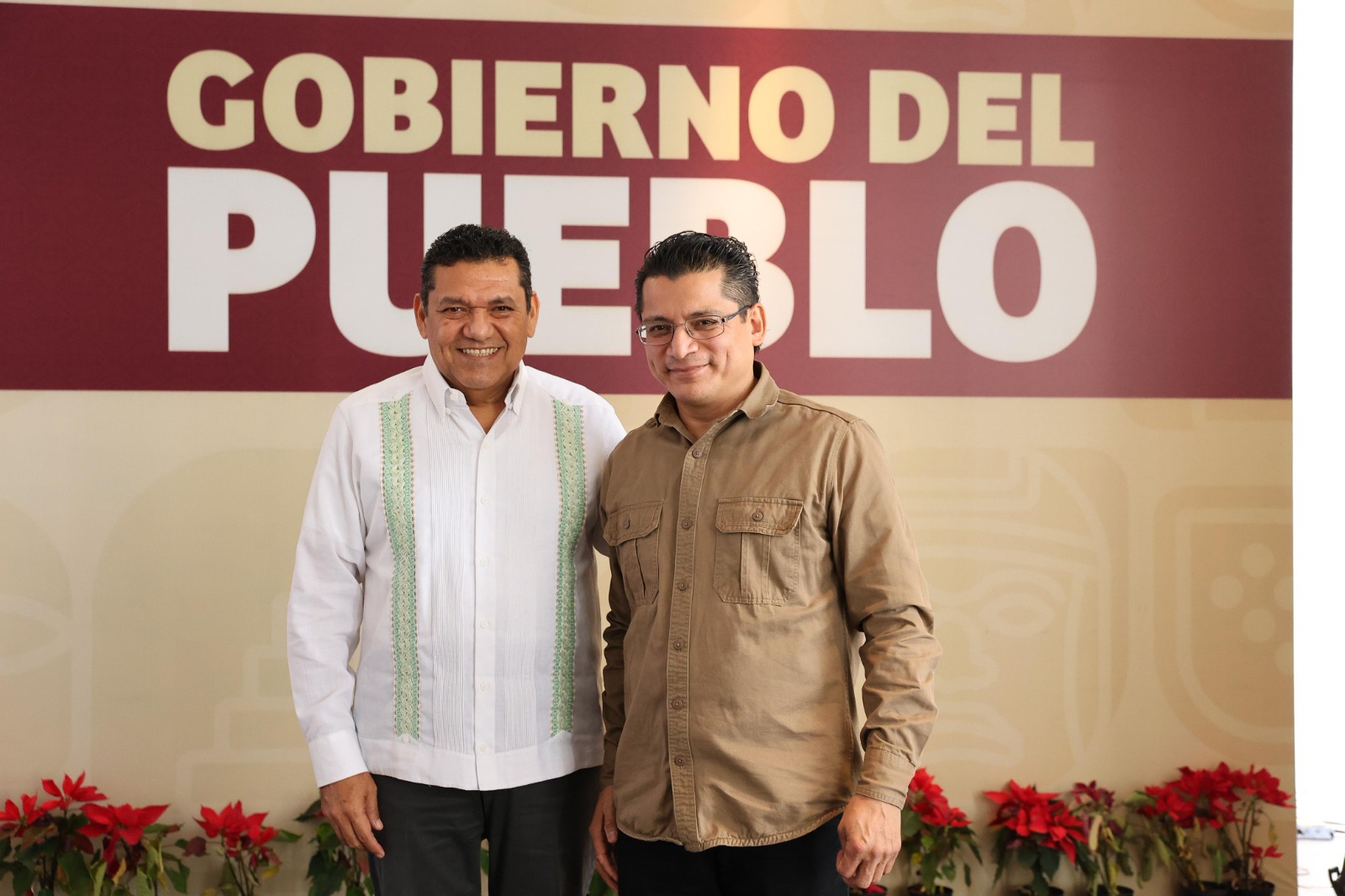 Deja Fernando Vázquez Rosas la titularidad de la Oficina de la Gubernatura, es sustituido por Sylvia Aylin Olvera Pérez.