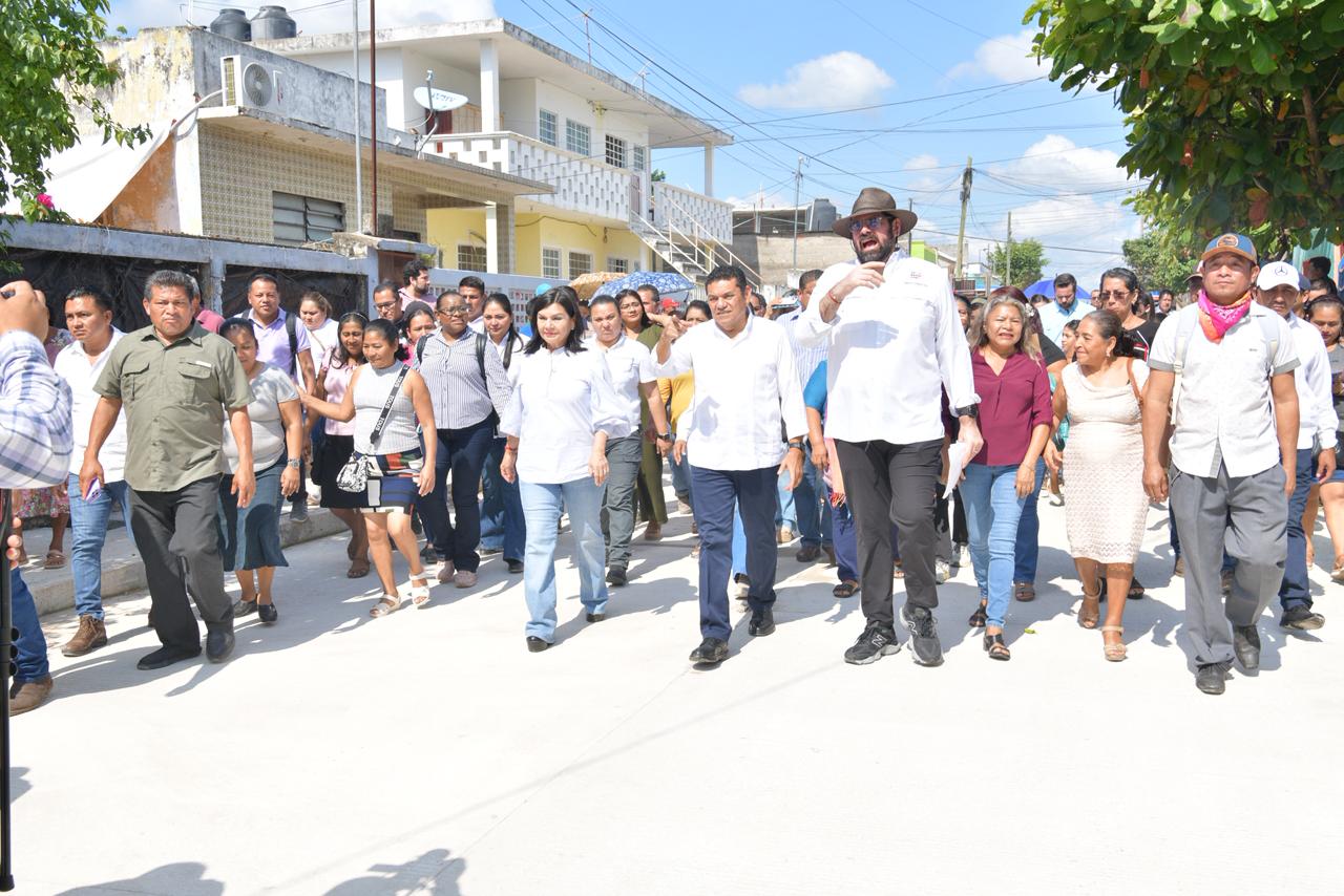 En 2026, Gobierno del Estado continuará fortaleciendo infraestructura comunitaria; Gobernador Javier May supervisa obras en Centro.