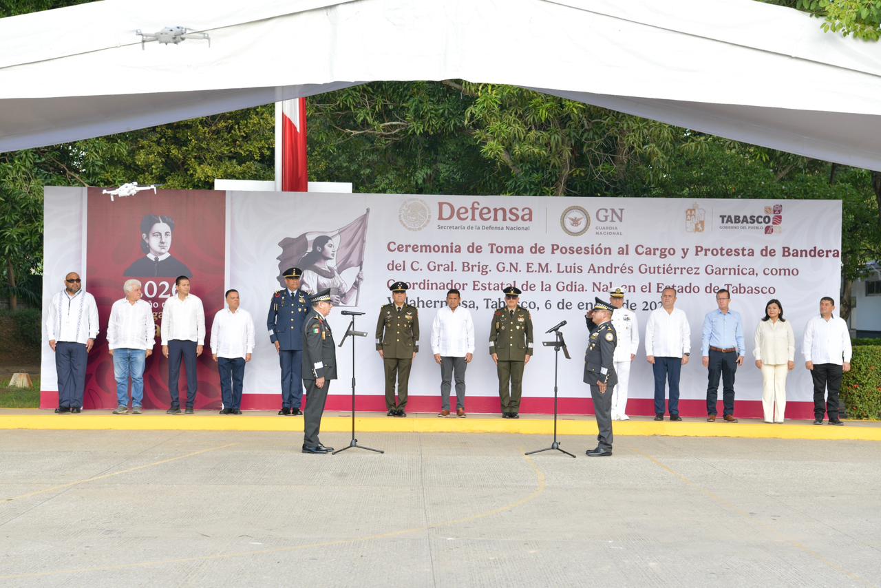 Asume Luis Andrés Gutiérrez Garnica como nuevo coordinador de la Guardia Nacional en Tabasco, en ceremonia atestiguada por el Gobernador Javier May.