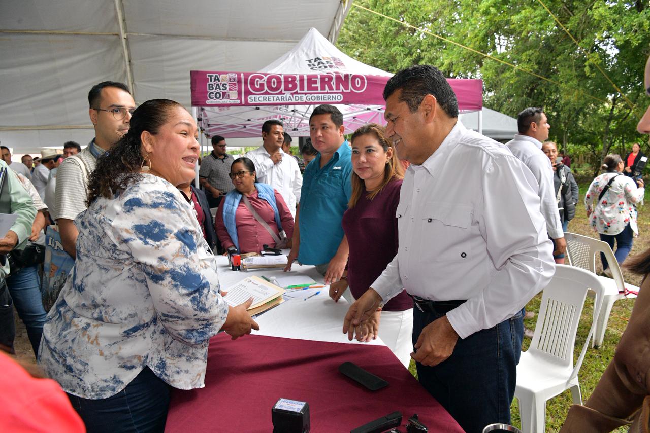 Gobierno del Estado que lleva bienestar y desarrollo a territorio pese a mal tiempo.