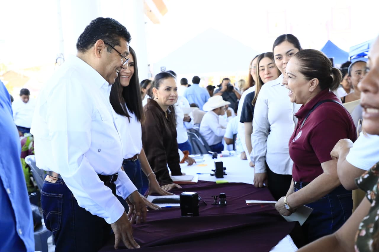 Cambiamos la forma de gobernar en Tabasco, afirma Javier May durante Jornada de Atención en Oxiacaque; anunció inversión en Nacajuca de 150 mdp para equipamiento urbano.