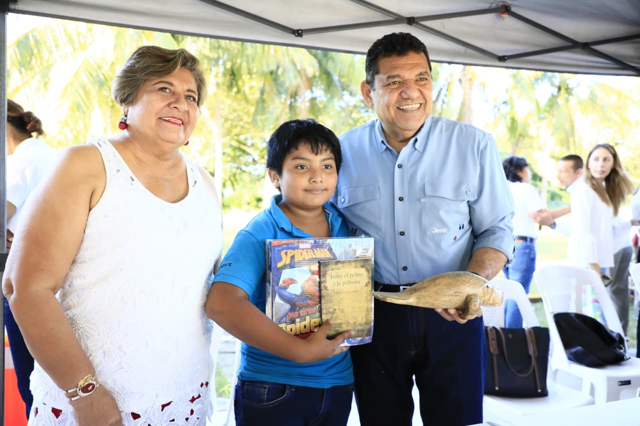 Reciben habitantes de San José atención directa y buenas noticas; Gobernador Javier May anuncia entrega de 600 créditos de Tandas para la Mujer a emprendedoras jonutecas.