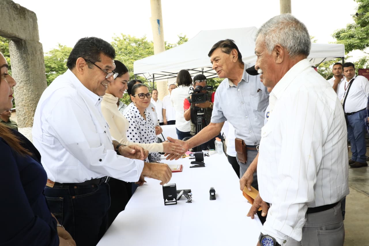 Con honestidad y austeridad Gobierno del Estado hace más con menos por el bienestar de las familias; encabeza Javier May Jornadas de Atención en Territorio en Tenosique.
