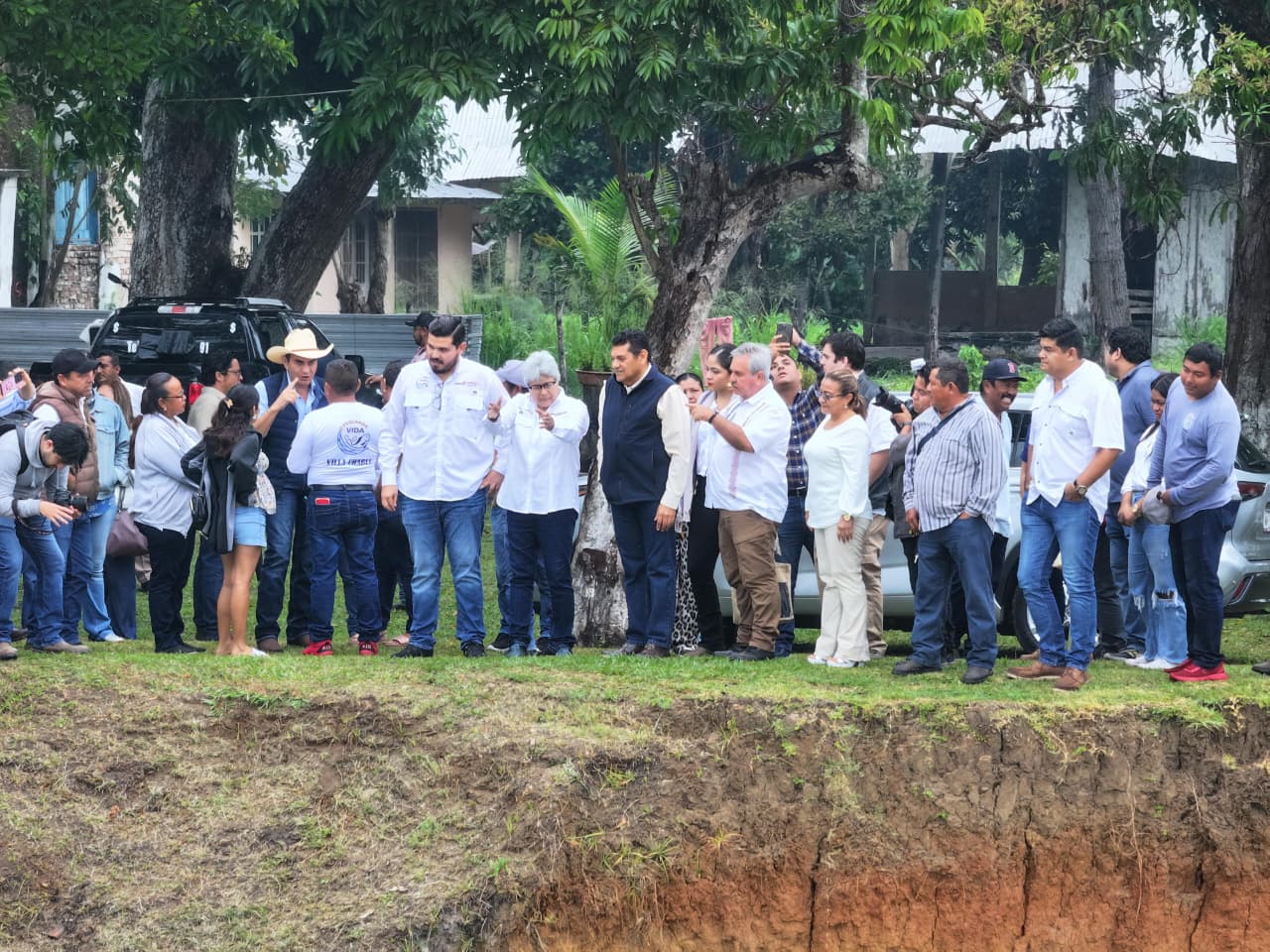 Con Pescando Vida Tabasco producirá 20 mil toneladas de mojarras anuales durante este sexenio: Javier May.