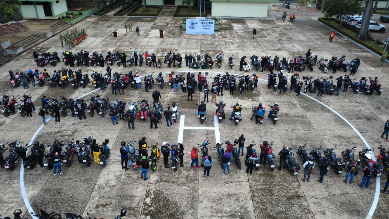 El Ejército Mexicano participa en Rodada Motociclista, en el marco de “Febrero: mes del Ejército y Fuerza Aérea”.