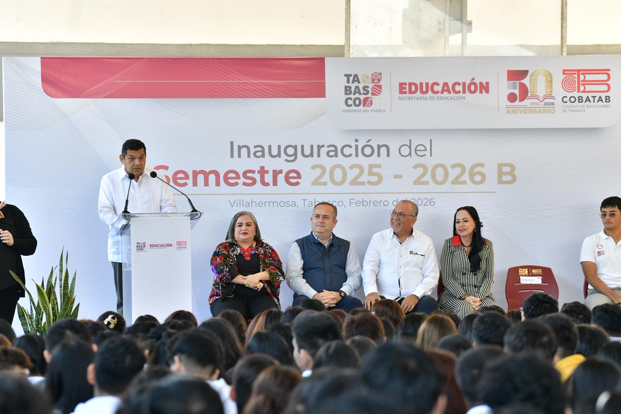 Encabeza Javier May inicio de semestre 2025-2026 B del Cobatab y anuncia construcción de nuevas instalaciones para el plantel número 2 de Centro.