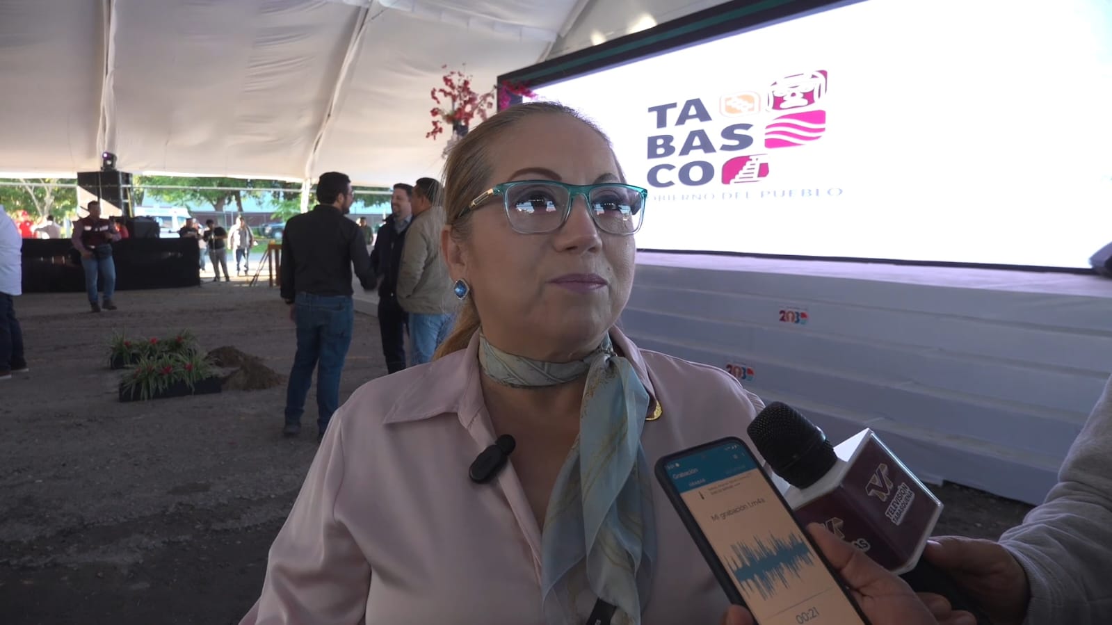 Presidentas de cámaras empresariales reconocen iniciativa histórica de Javier May por construcción de nuevo Centro de Convenciones.