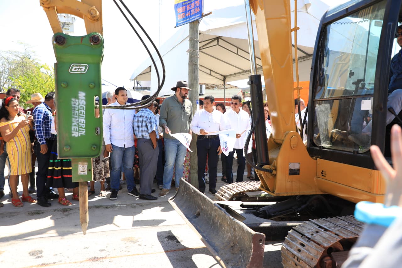 Con obras por más de 13.5 mdp, Gobierno del Estado pondrán fin a problemas de suministro de agua potable en zona conurbada de Nacajuca.