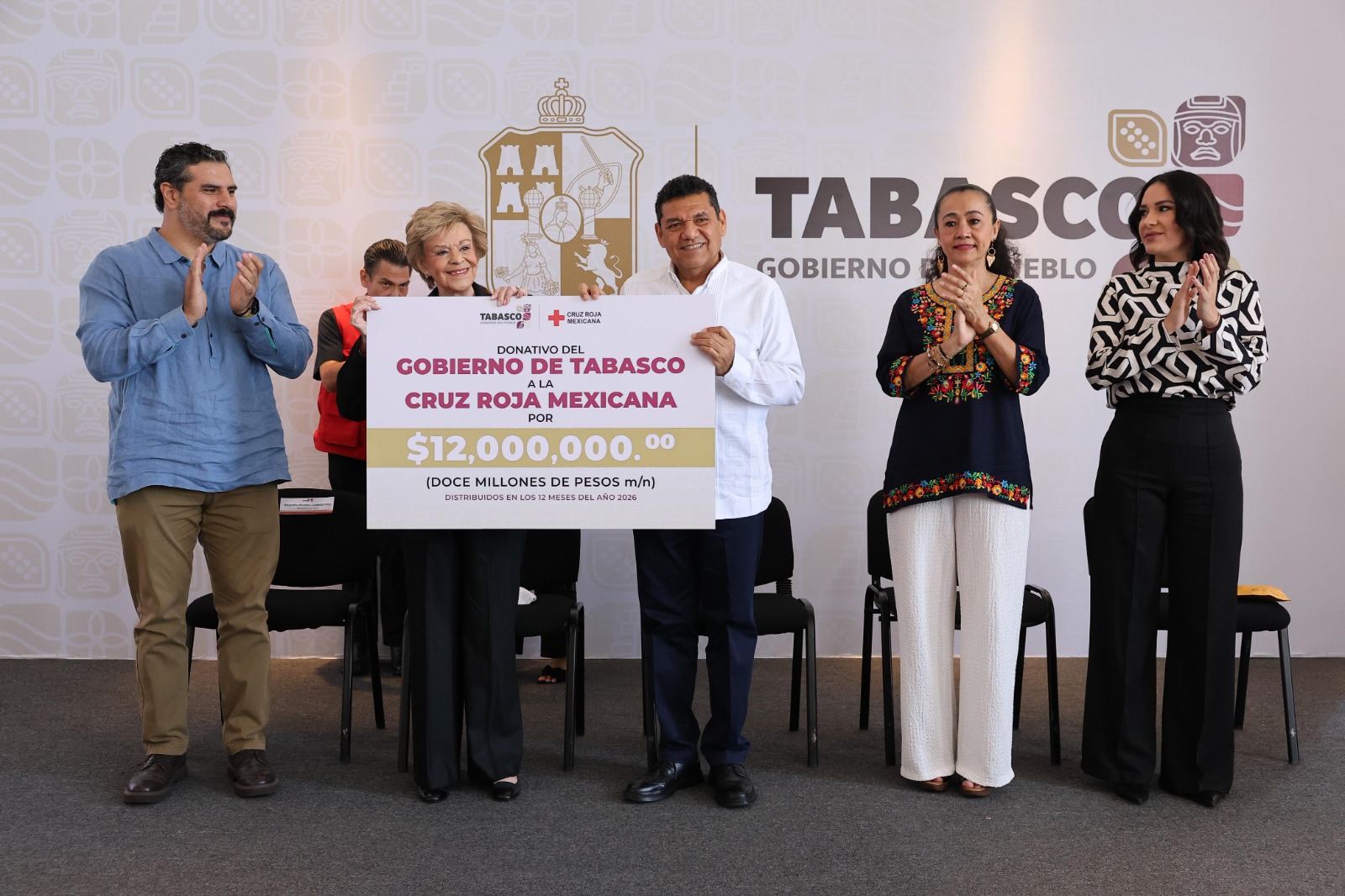Encabeza Javier May ceremonia de inicio de la colecta anual de la Cruz Roja en la entidad; llama a las y los tabasqueños a sumarse a esta noble causa.