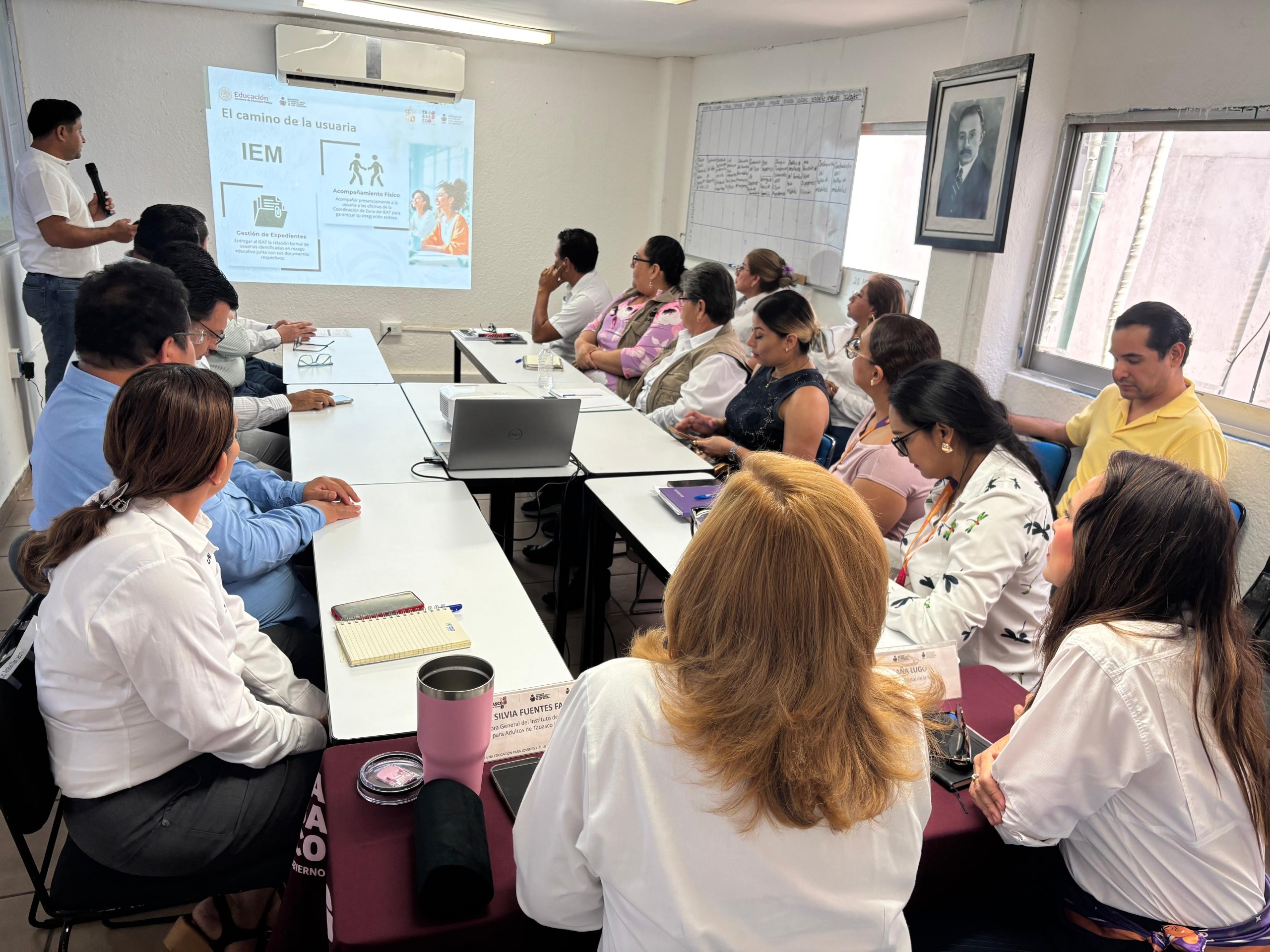 Alianza IEAT-IEM impulsa el desarrollo de las mujeres, partir de la educación en Tabasco.
