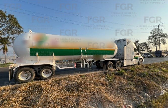 Investiga FGR delitos en materia de hidrocarburo, tras el aseguramiento de aproximadamente 38 mil litros de gas L.P.