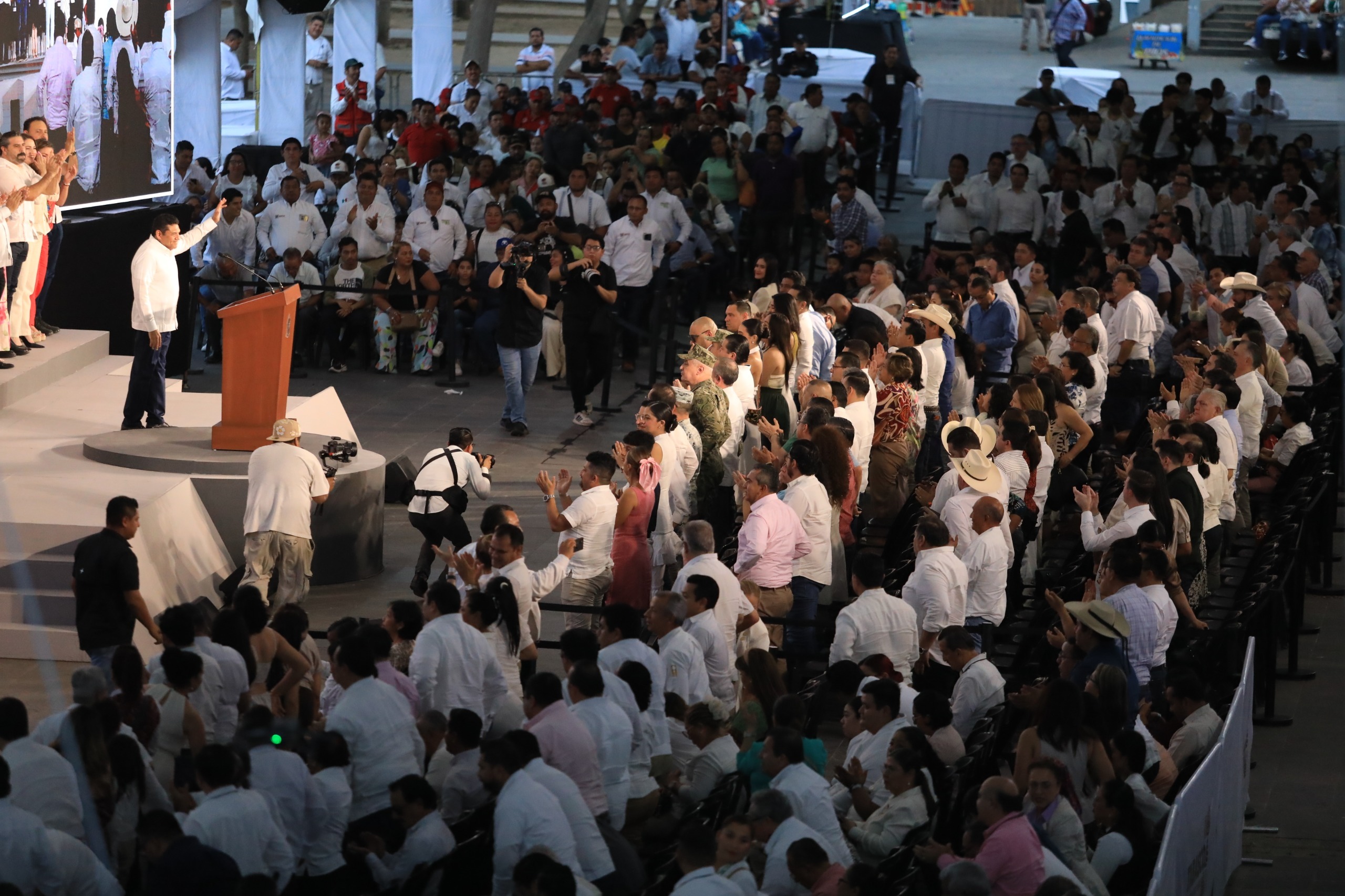 Con el poder y amor del pueblo, la transformación de Tabasco es invencible y nada ni nadie nos va a detener: Javier May.