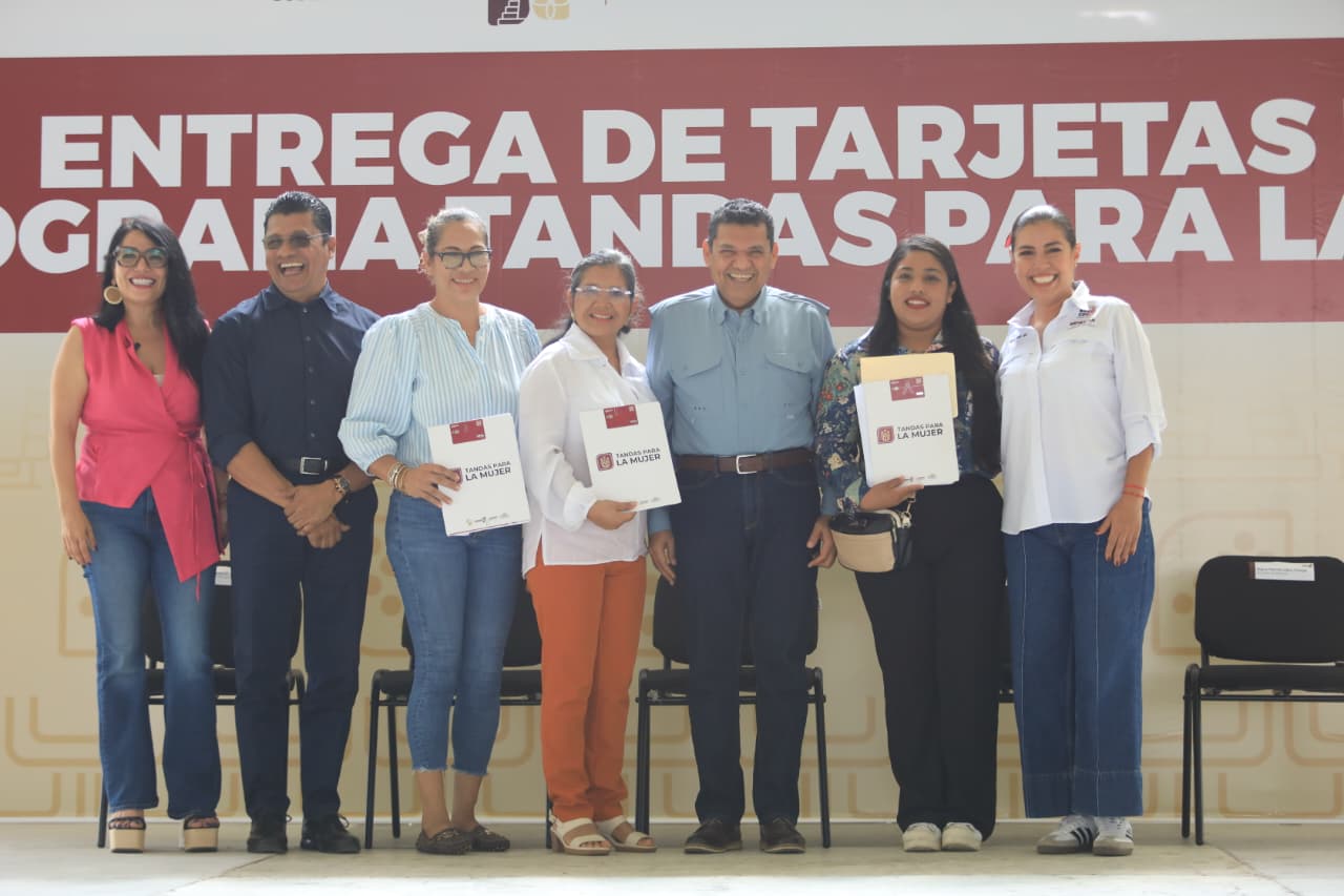 Real compromiso del Gobierno del Estado por abrir brechas de igualdad a favor de tabasqueñas; entrega Javier May 1,500 Tandas para la Mujer en Nacajuca.