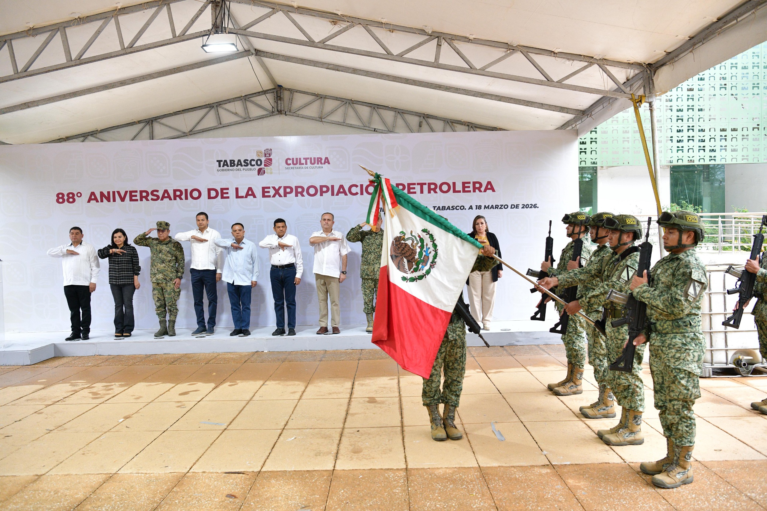 Reconocen desde Tabasco legado histórico de Lázaro Cárdenas, quien defendió la soberanía nacional con la Expropiación Petrolera.