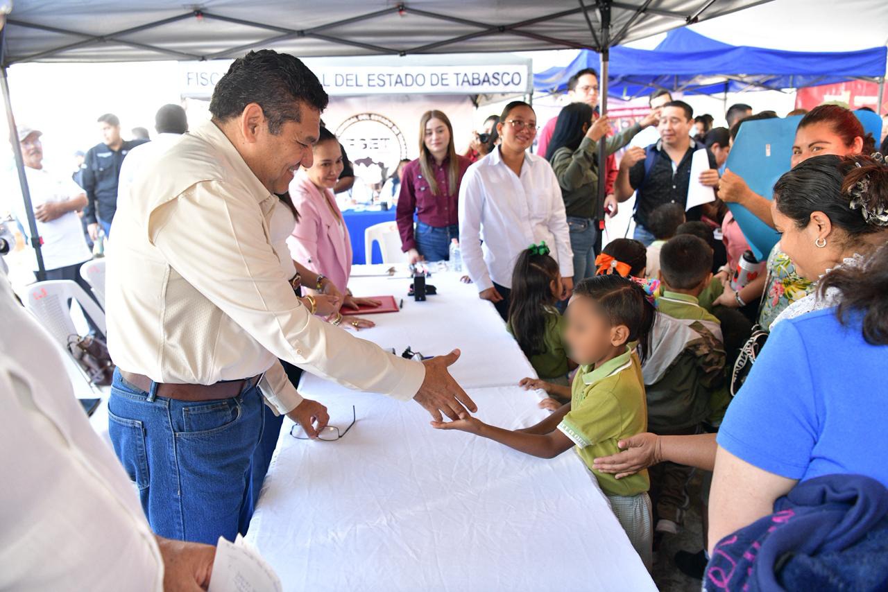 Gobierno del Estado anuncia construcción del puente que unirá a Paraíso y Comalcalco; se atiende también el problema de erosión marítima: Javier May.
