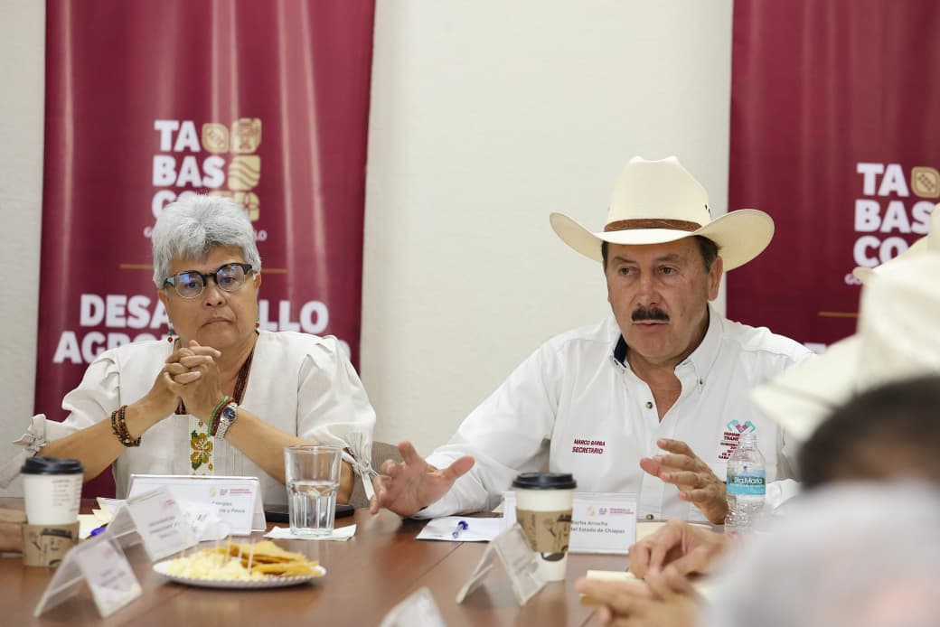 Sellan gobiernos de Tabasco y Chiapas alianza a favor de la ganadería; trazan acciones conjuntas para acelerar barrido sanitario.
