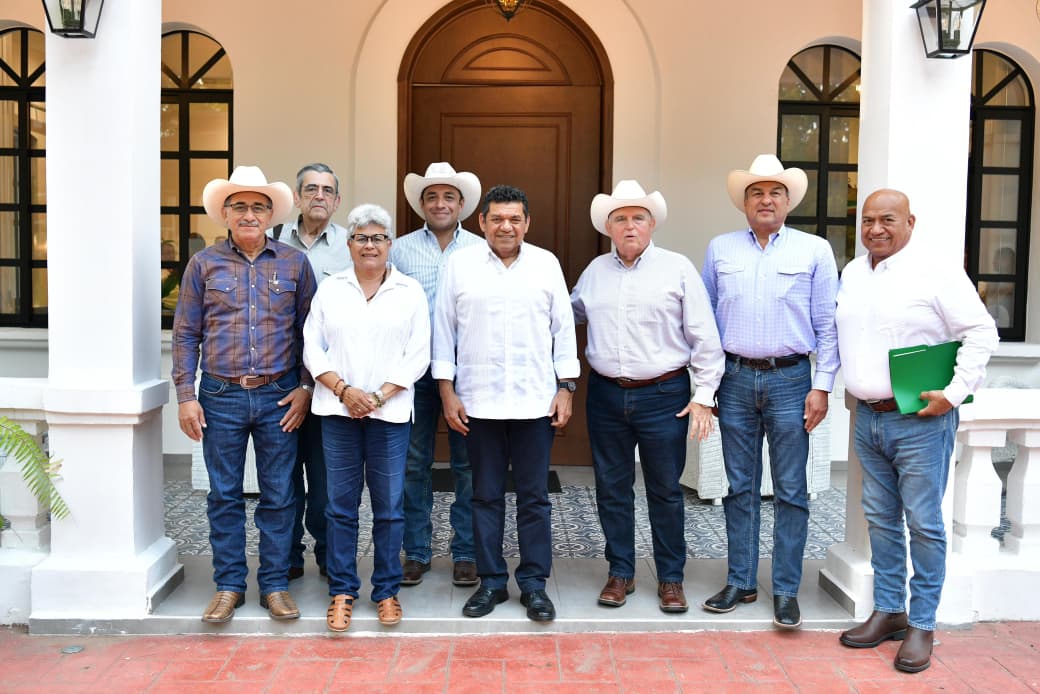 Tabasco, referente nacional por programas dirigidos a fortalecer sector pecuario con programas como Crédito Ganadero a la Palabra: SINIIGA.
