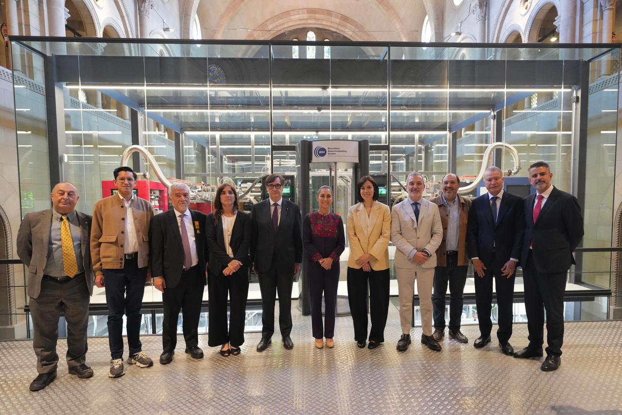 Presidenta Claudia Sheinbaum visita el Centro Nacional de Supercomputación de Barcelona.