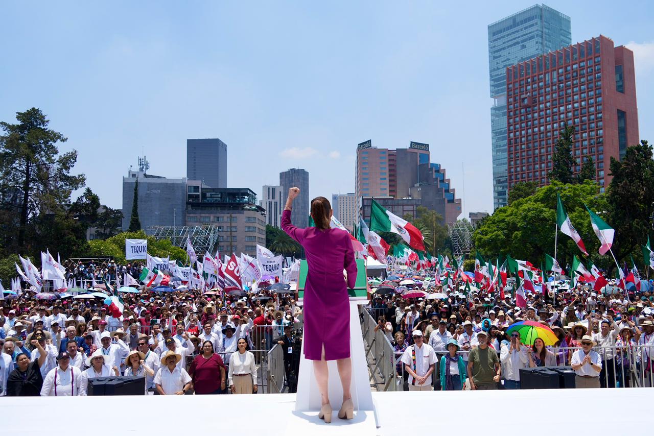 Asisten 850 Mil personas al informe de la presidenta Claudia Sheinbaum, a dos años del triunfo del segundo piso de la transformación.