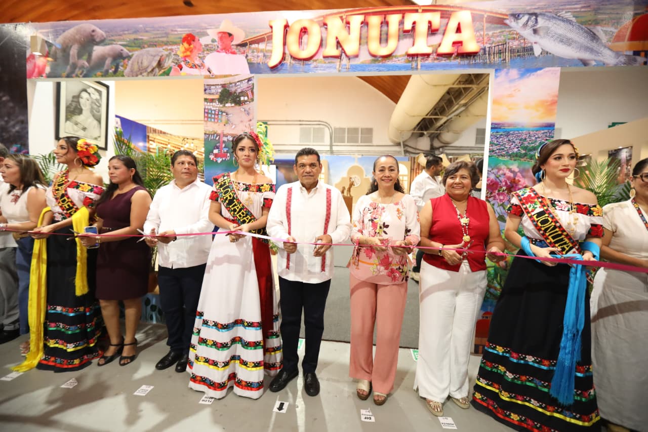 Jalpa de Méndez y Jonuta que muestran lo mejor de sus tradiciones, atractivos turísticos y artesanales en la Feria Tabasco 2026.