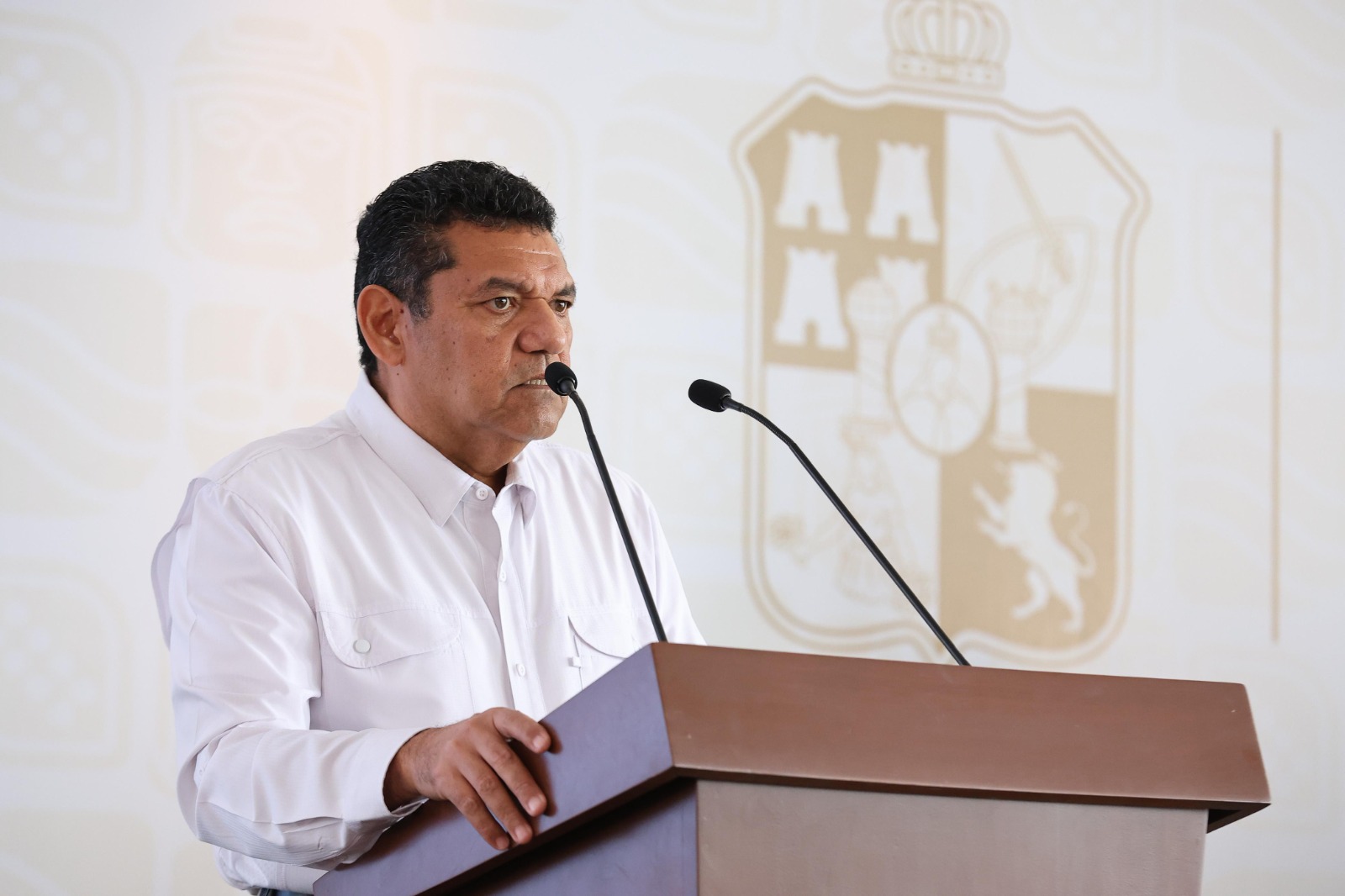 Ofrece Gobierno de Tabasco apoyo a familiares de víctimas y comerciantes afectados por incendio en nave del Parque Tabasco; Javier May expresa sus condolencias y solidaridad.