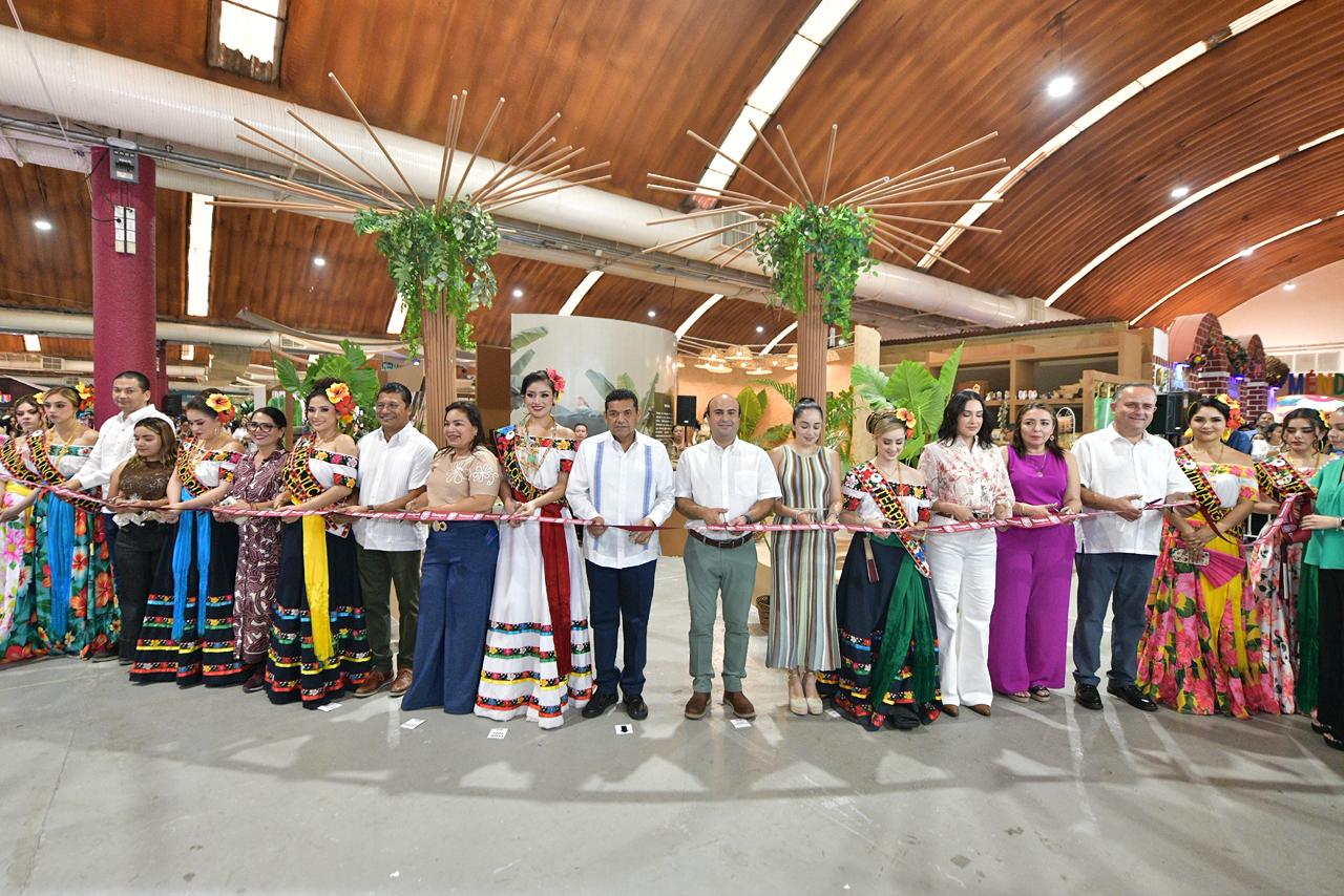 Muestran su grandeza artesanal, gastronómica y potencial turístico Nacajuca, Teapa y Tenosique, en ‘¡La Fiesta del Pueblo!’.
