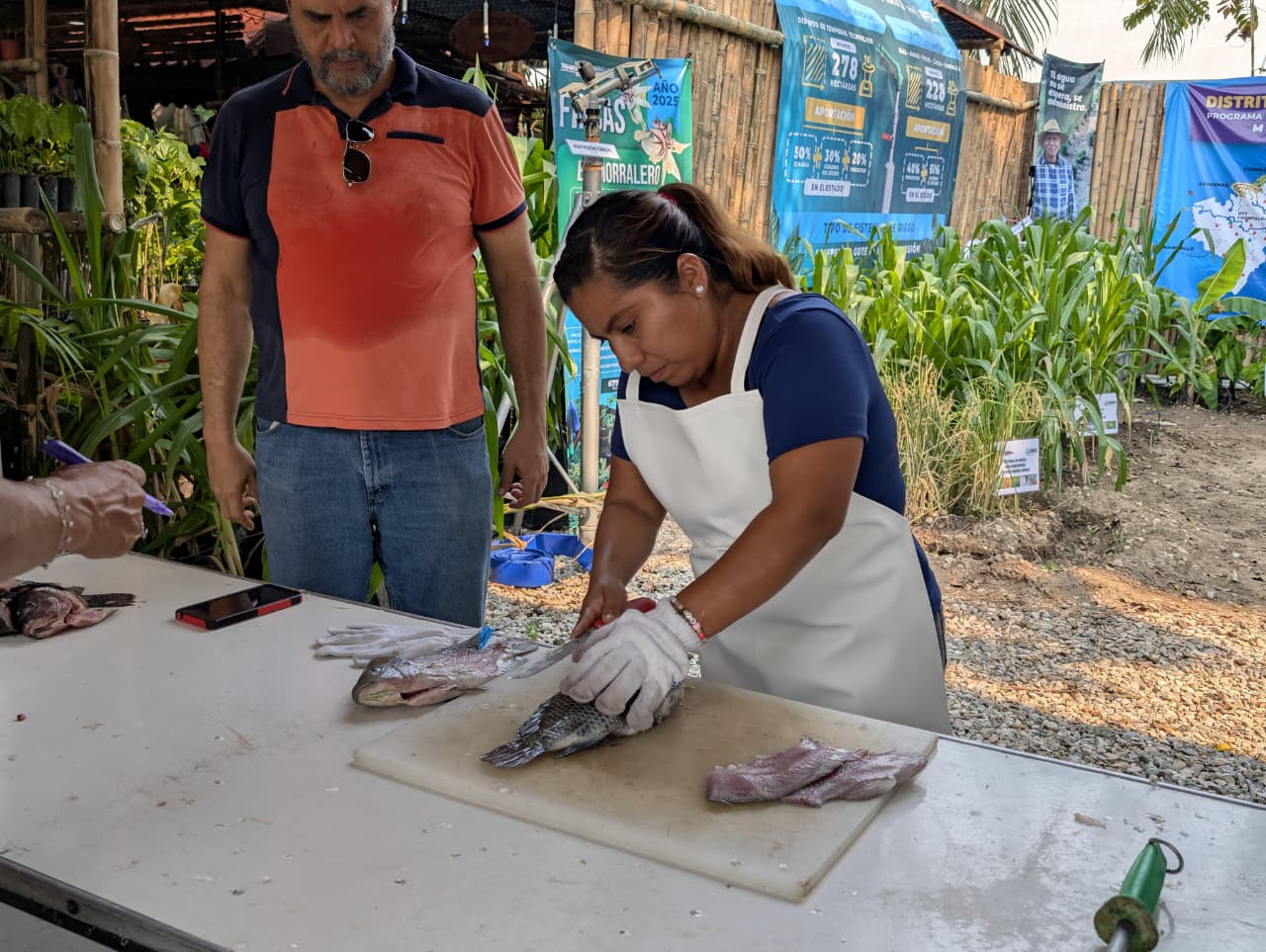Reconoce Gobierno del Estado talento de los productores al realizarse con éxito el Primer Certamen de Fileteado en la Feria Tabasco 2026.