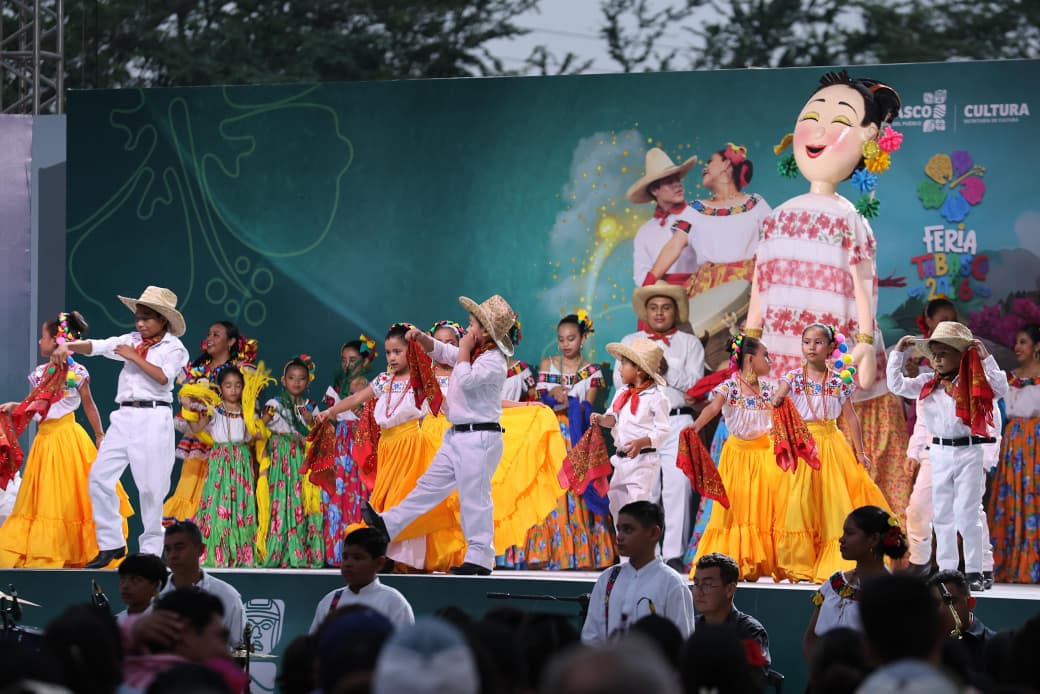 Compañía de Danza Folclórica de la Ciudad de Villahermosa cierra telón en La Cultural de Feria Tabasco 2026.