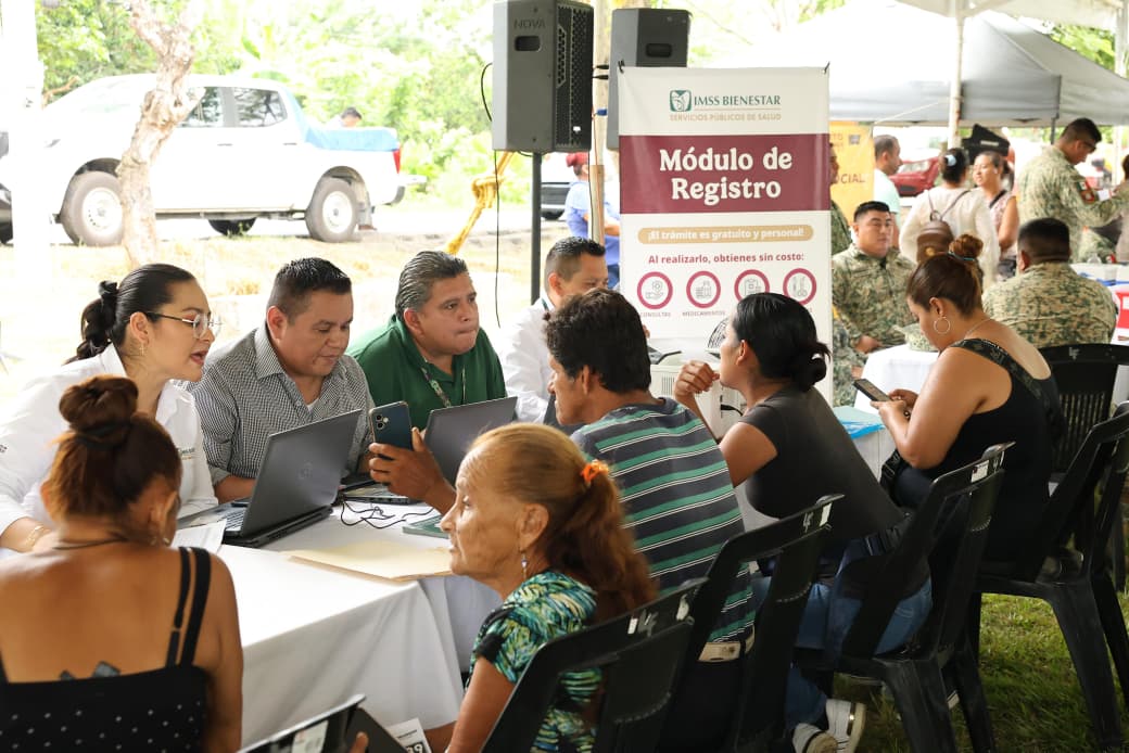 Llegan Jornadas de Paz a ranchería Anacleto Canabal segunda; beneficiarios destacan apoyos y atención de servidores públicos.