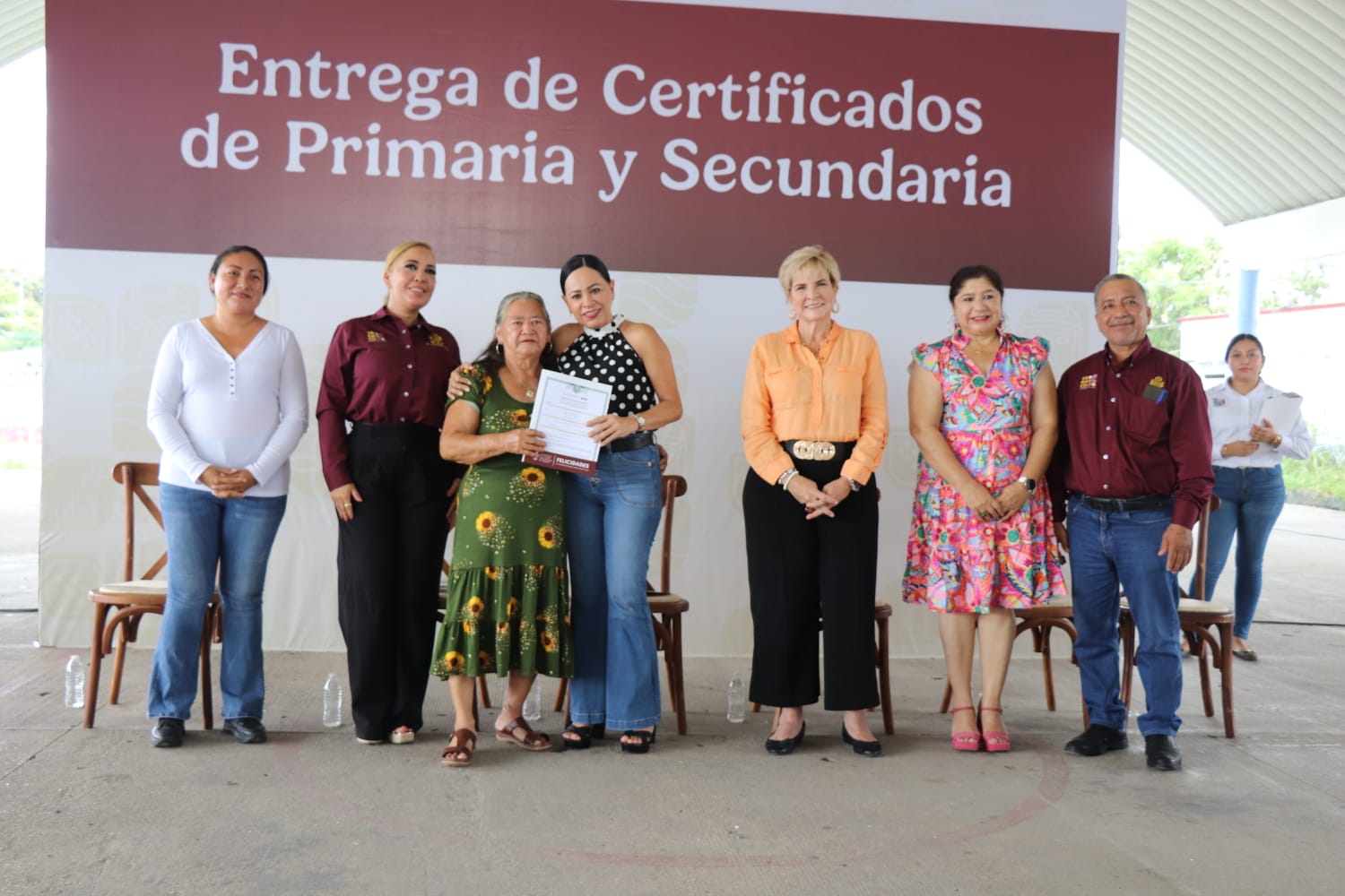 Cumple el Gobierno del Estado con justicia social para jóvenes y adultos.