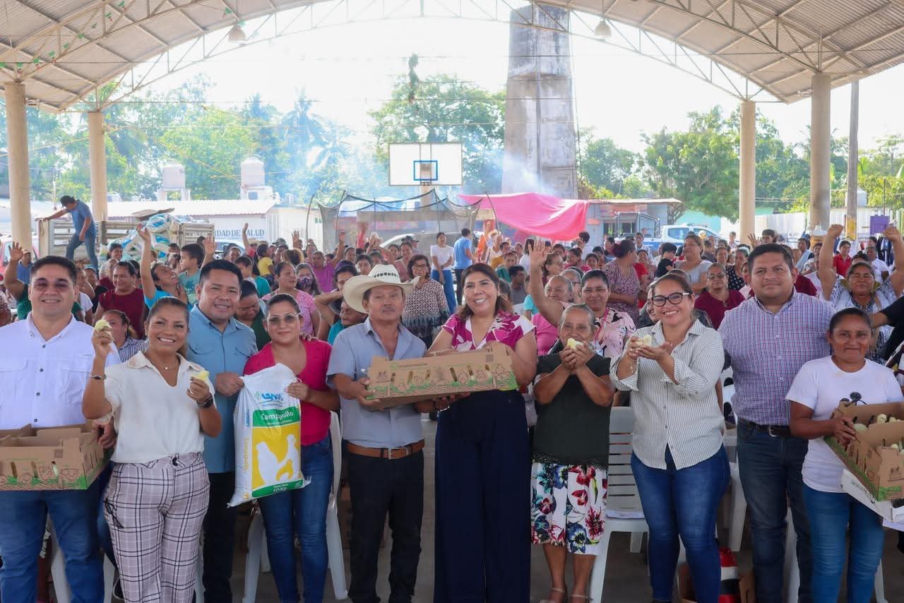 Continua Huimanguillo la entrega de apoyos para la producción alimentaria