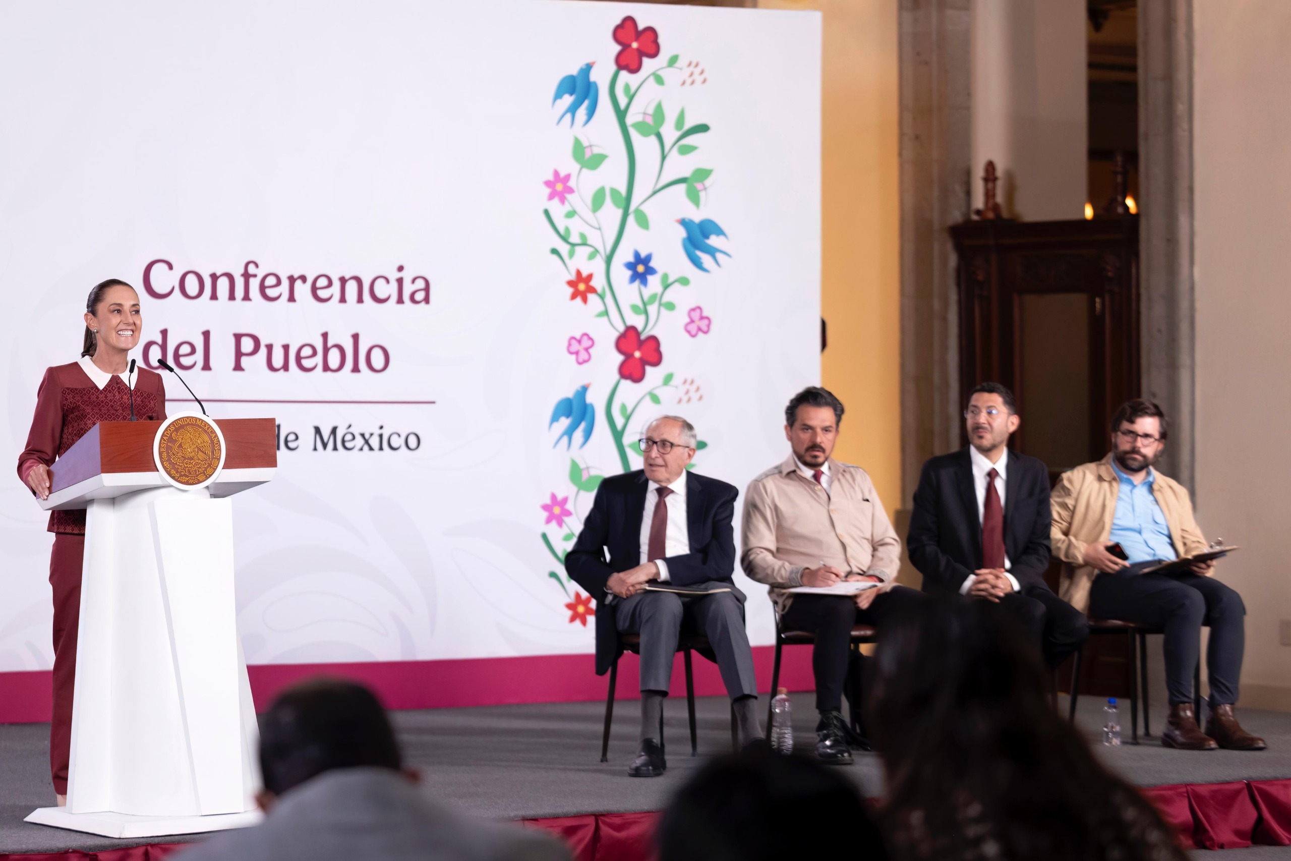 Gobierno de México innova y transforma la atención a la salud en el IMSS, ISSSTE e IMSS Bienestar con equipos modernos: presidenta Claudia Sheinbaum.