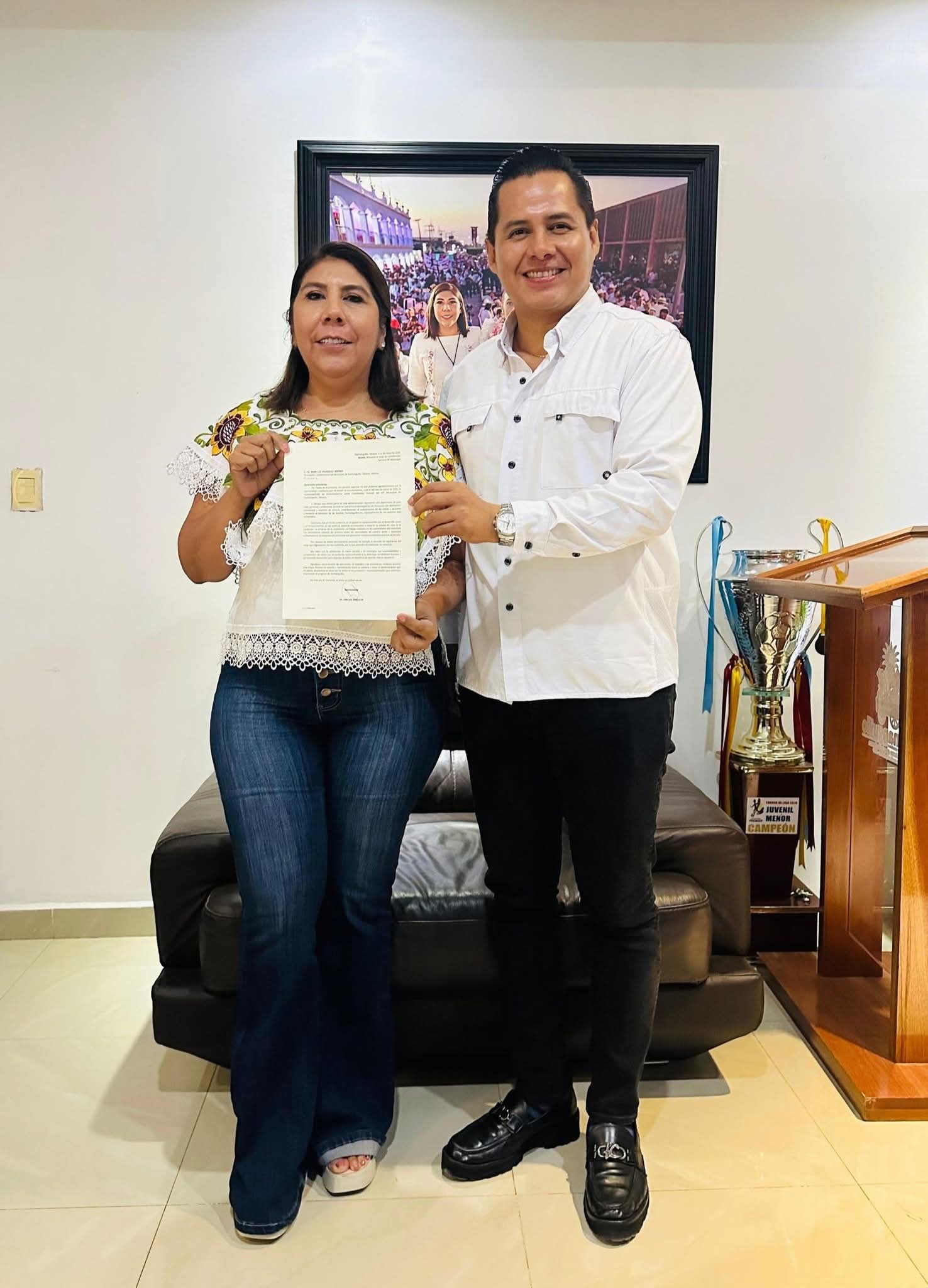 Renuncia José Luis Arias Cruz al DIF de Huimanguillo