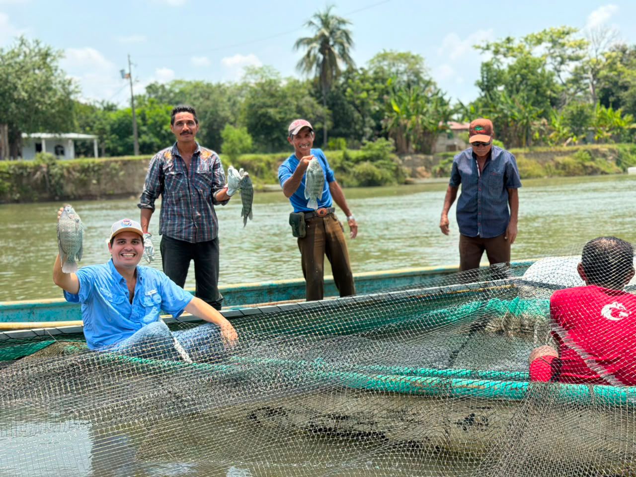 Pescando Vida llega con más fuerza a la Central de Abasto de Villahermosa; Javier May respalda a productores tabasqueños.
