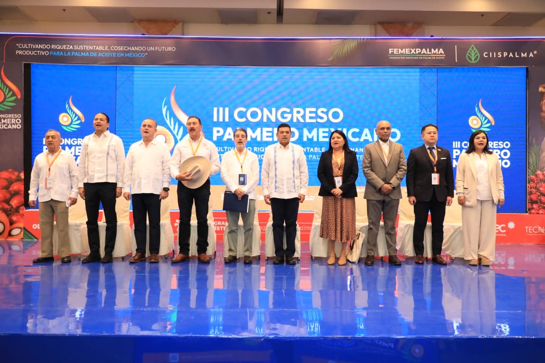 Inaugura Gobernador Javier May en Villahermosa el III Congreso Palmero Mexicano.