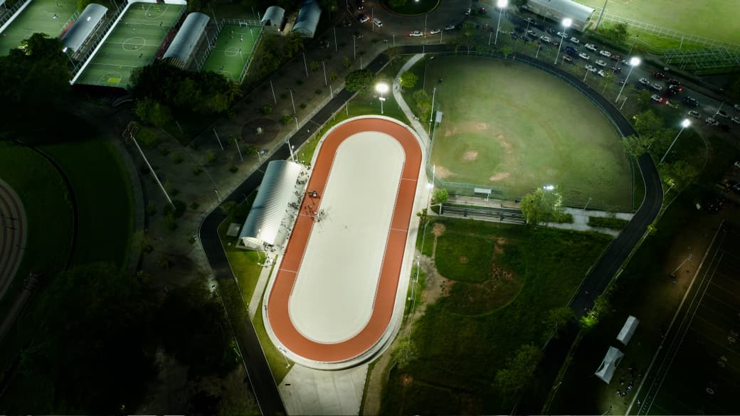 Entrega Gobierno de Javier May nuevo Patinódromo a comunidad deportiva; «esta acción se suma a inversión histórica por el deporte», destaca.