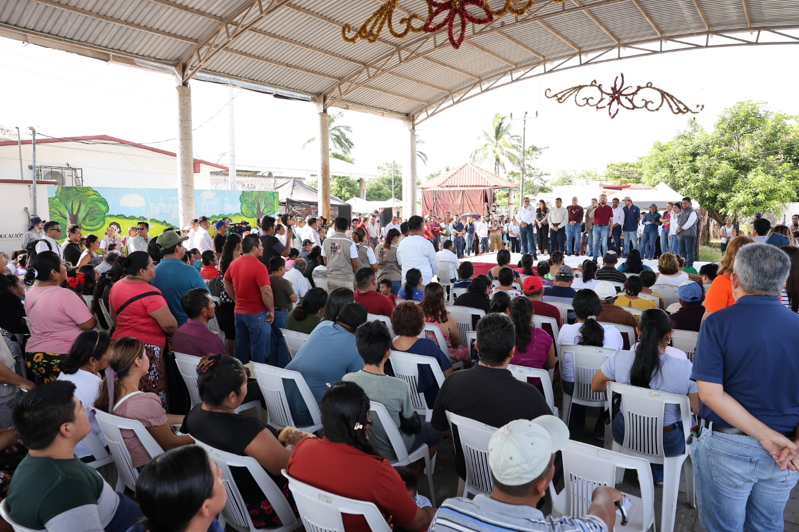 Jornadas de Atención en Territorio llegan a Simón Sarlat, Centla; programas de bienestar son derechos adquiridos como parte de la conquista del pueblo: Javier May.